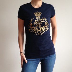 Tommy Hilfiger - Navy Blue T-Shirt Gold Logo